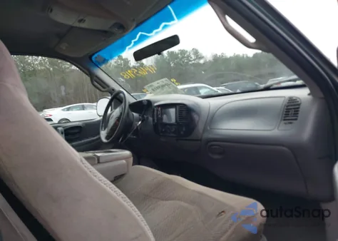 2001 Ford F-150 Lariat/Xl/Xlt из США, поврежденный, VIN 1FTRX17W81KF21539